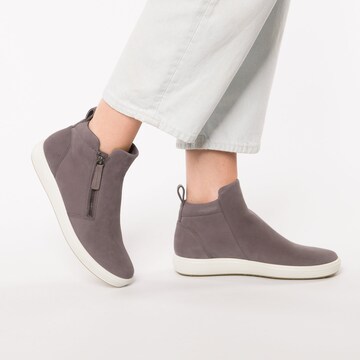 ECCO Ankle Boots in Grey