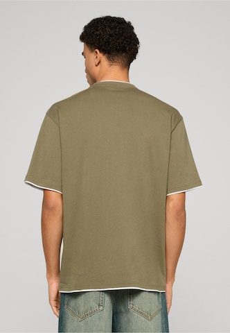 T-Shirt 'Contrast' Urban Classics en vert