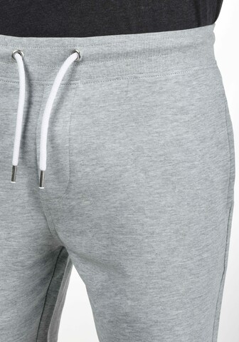 !Solid Regular Pants 'Tamp' in Grey