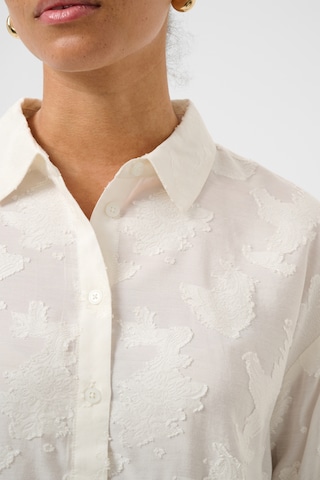 Kaffe - Blusa 'KACassia' en blanco