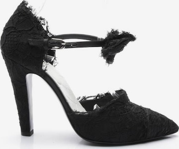 CHANEL Pumps 39 in Schwarz: predná strana