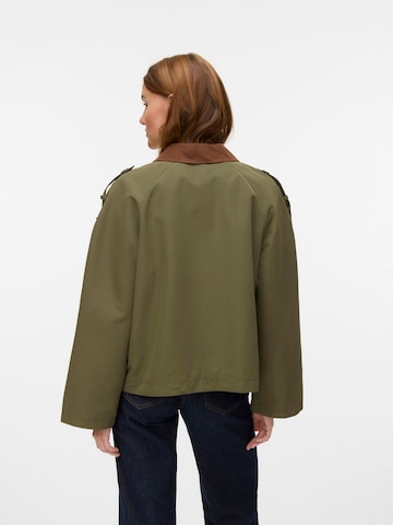 Veste mi-saison 'VMLucia' VERO MODA en vert