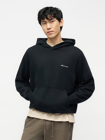 Abercrombie & Fitch Tréning póló - fekete: elől