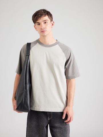 HOLLISTER Μπλουζάκι σε γκρι: μπροστά