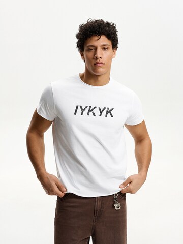 Bershka Paita värissä valkoinen: etupuoli