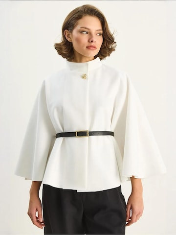 Bianco Lucci Between-Seasons Coat in White