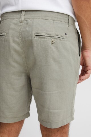 !Solid Regular Chinoshorts 'Aurelius' in Grau