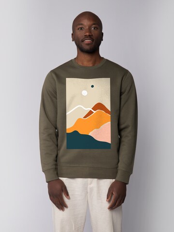 Watapparel Sweatshirt 'Countryside 02' in Groen: voorkant
