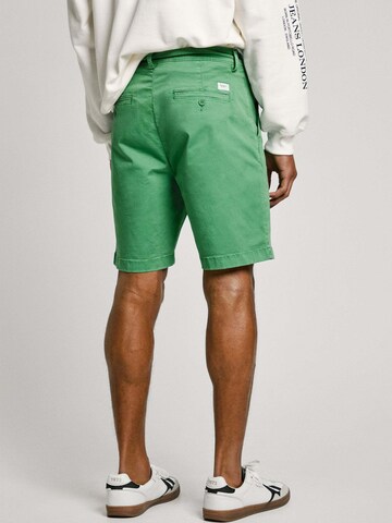 regular Pantaloni chino 'REGULAR' di Pepe Jeans in verde