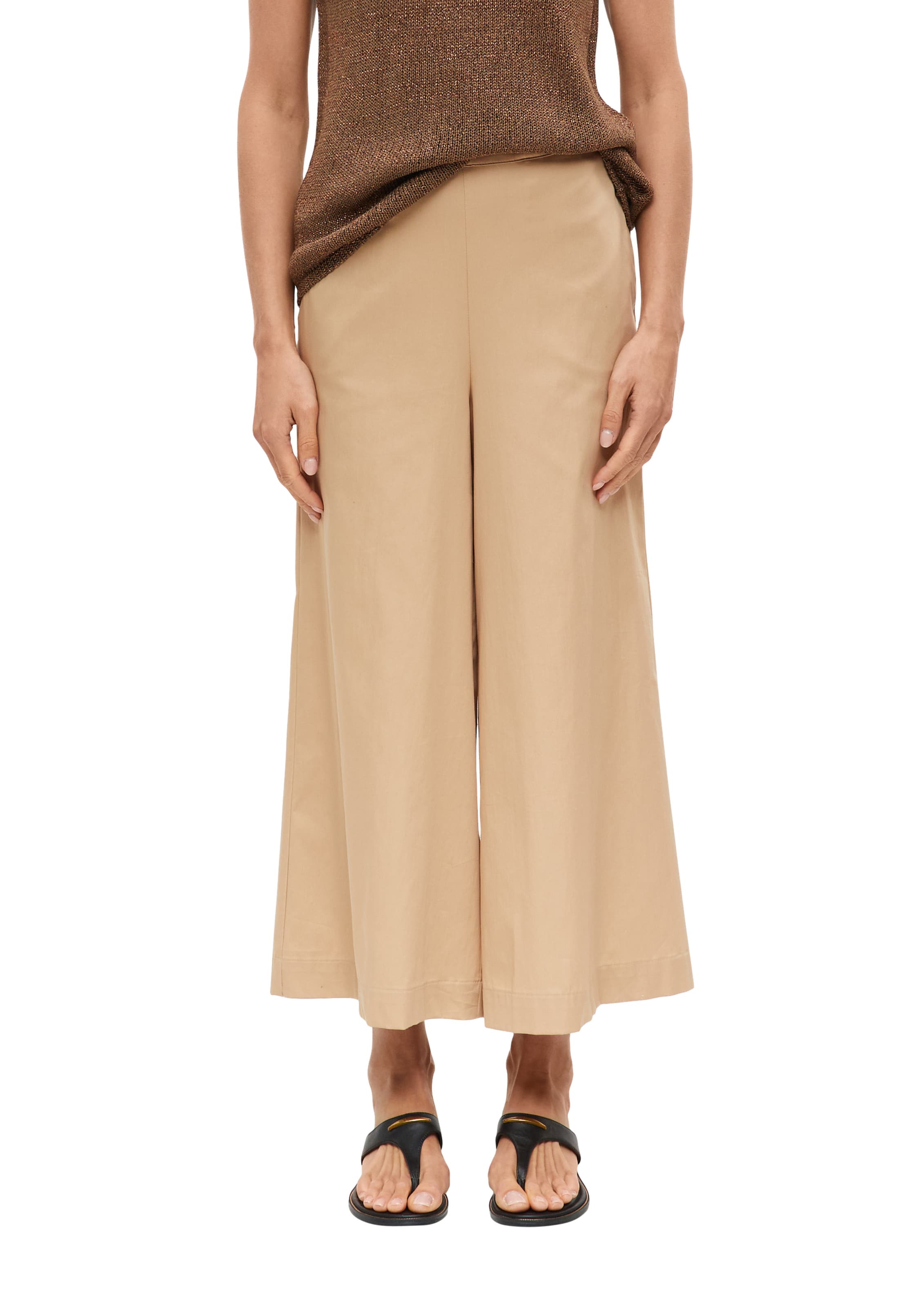 s.Oliver Wide leg Trousers in Beige: front