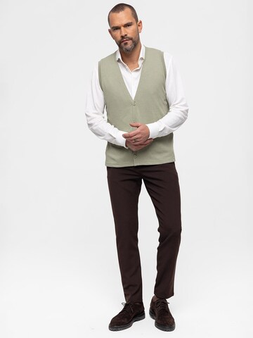 Antioch Vest in Green