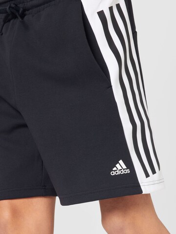 Regular Pantaloni sport 'Future Icons' de la ADIDAS SPORTSWEAR pe negru