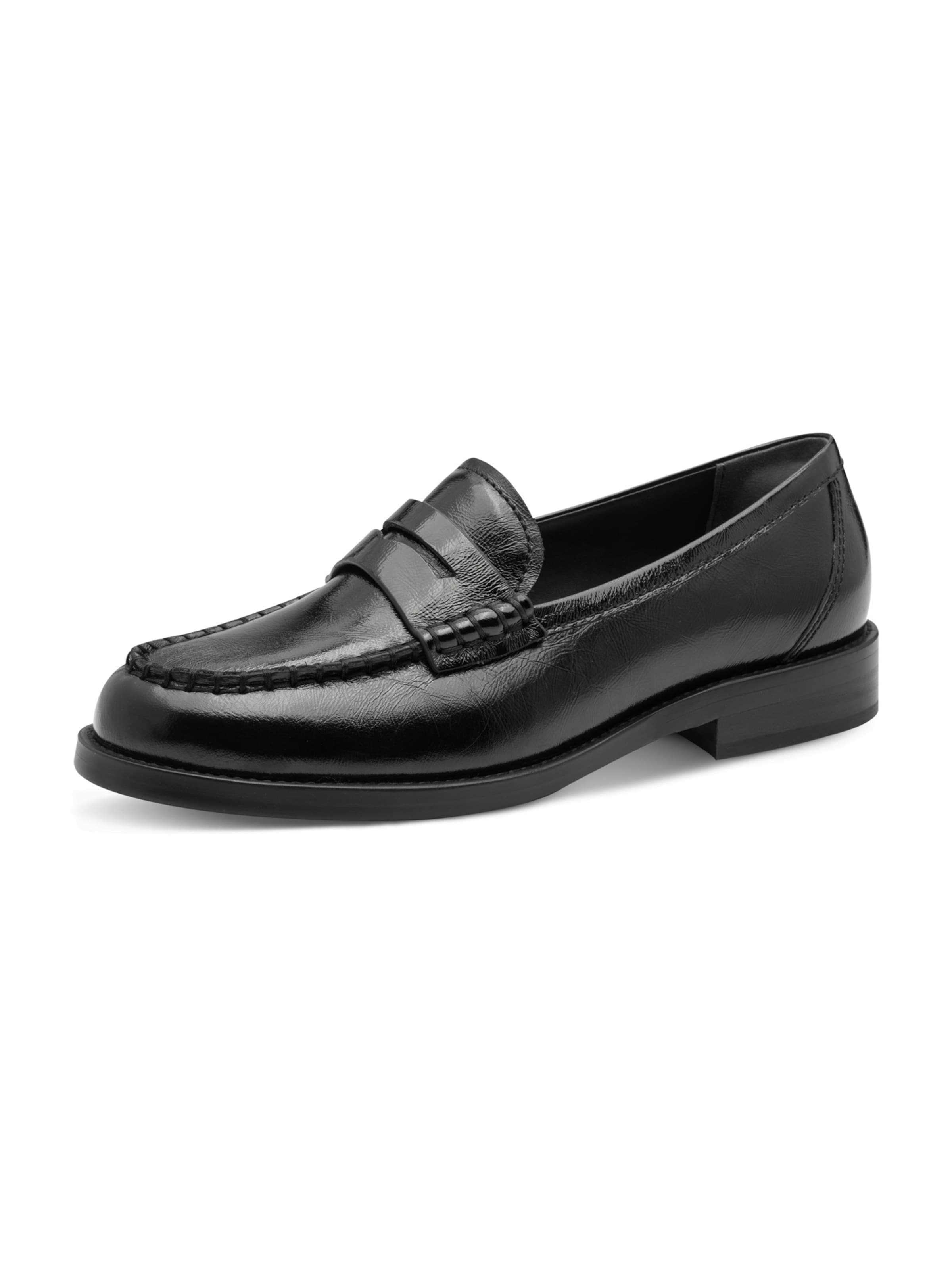 NEWD Slip-ons in Black: front