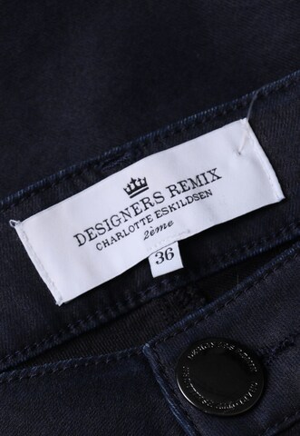 Designers Remix Flared Jeans 27-28 in Schwarz