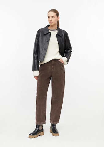 Barrel Pantalon s.Oliver en marron : devant