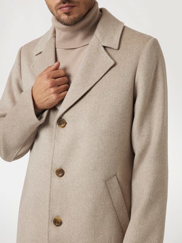 GUESS Mantel in Beige