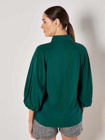 Apricot Blouse ' ' in Groen
