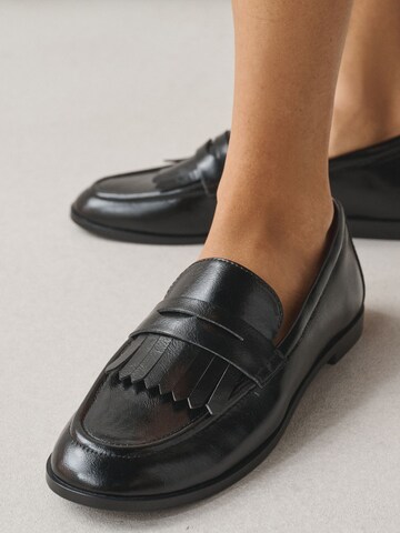 Next Slipper 'Forever Comfort® Fringe' – černá