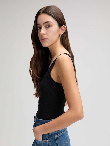 Lee Shirt 'Knitted'‌‌‌‌‌‌‌ in Schwarz