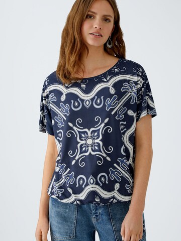 OUI Shirt in Blue: front