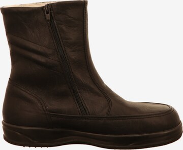 Finn Comfort Boots in Brown