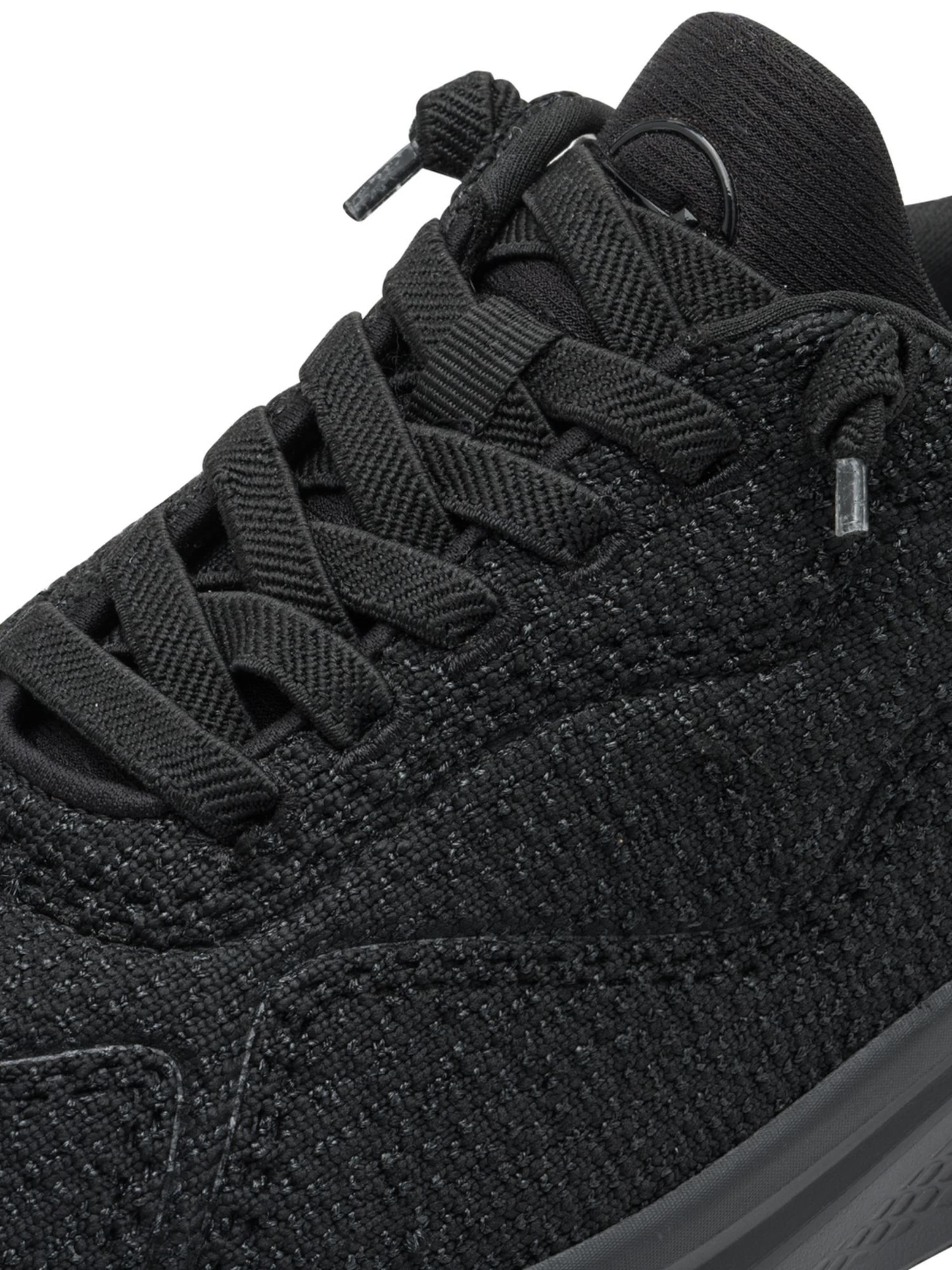 Tamaris Platform trainers in Black