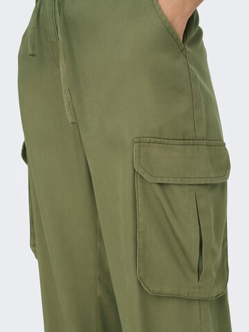 Effilé Pantalon cargo ONLY en vert