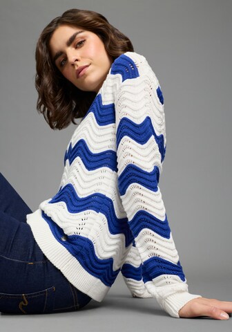 KangaROOS Pullover in Blau