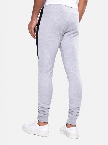 Threadbare Tapered Trousers 'Dwayne' in Grey