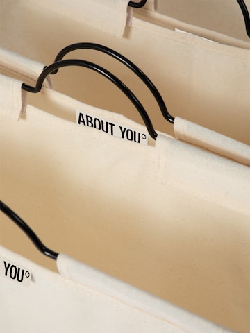 Cesta per il bucato 'Homie' di ABOUT YOU in beige