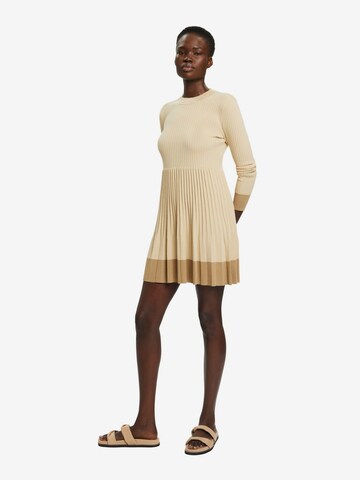 ESPRIT Knitted dress in Beige