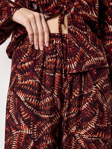 Apricot Loose fit Pants ' ' in Red