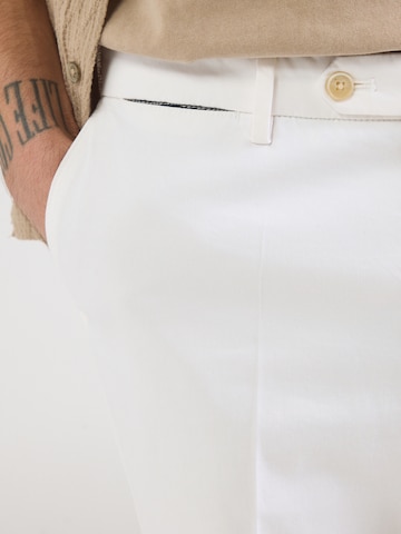Hackett London Слим фит Панталон с ръб в бяло