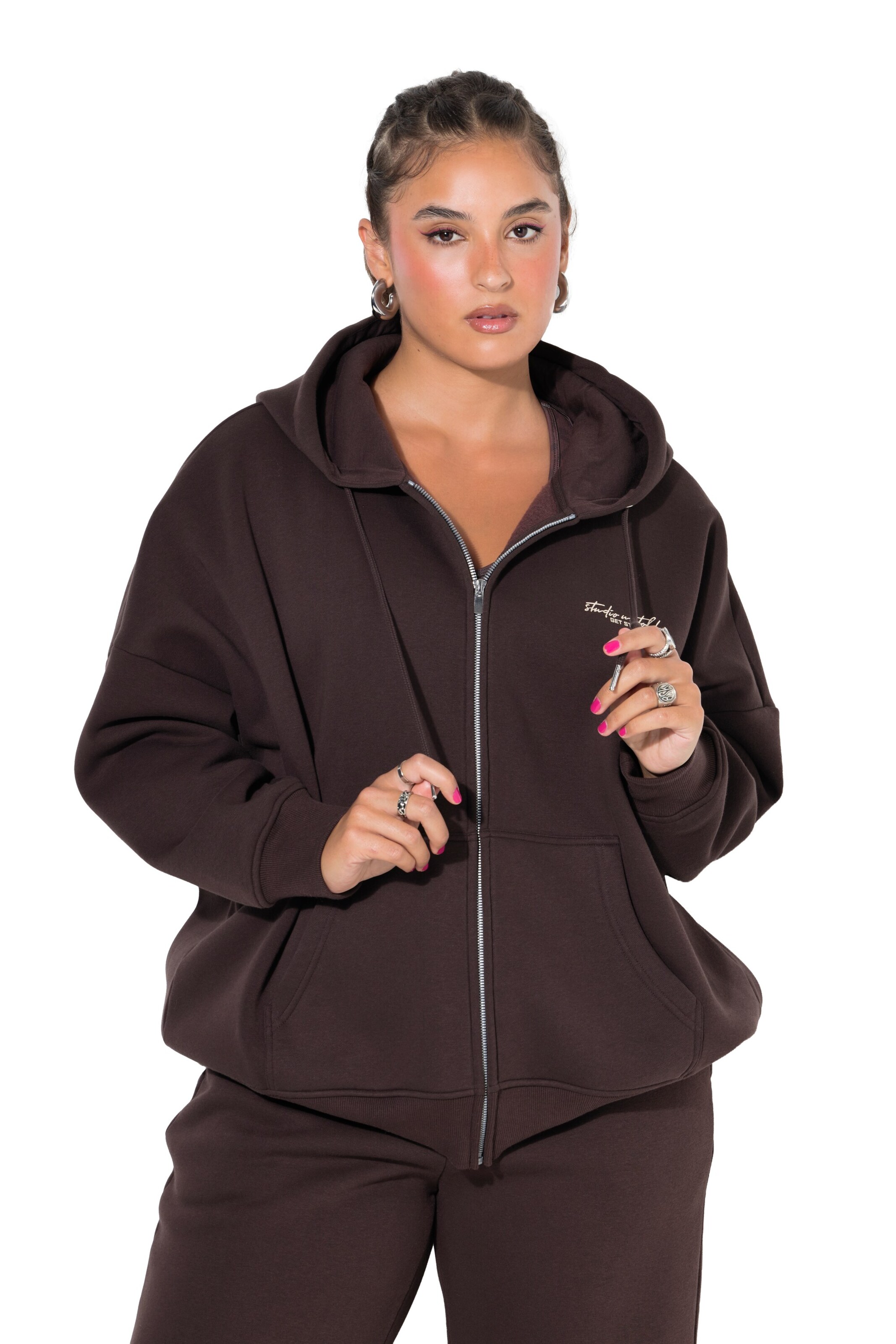 Studio Untold Sweatjacke in Braun: Vorderseite