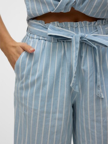 VERO MODA Wide leg Byxa 'VMXENIA' i blå