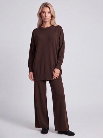 APART Sweater in Brown