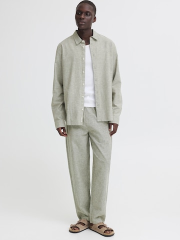 BLEND Средняя посадка Рубашка 'BHABAN' в Зеленый