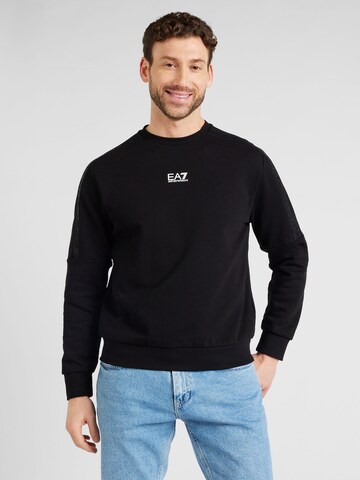 EA7 Emporio Armani Sweatshirt in Zwart: voorkant