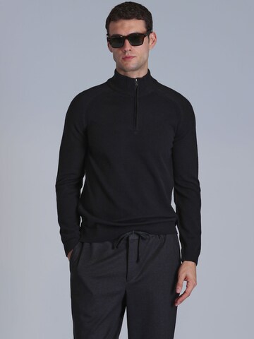 Pull-over Lufian en noir : devant