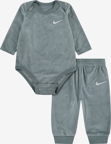 Nike Sportswear Setti värissä vihreä: etupuoli