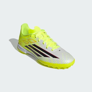 ADIDAS PERFORMANCE - Calzado deportivo 'F50 League' en amarillo