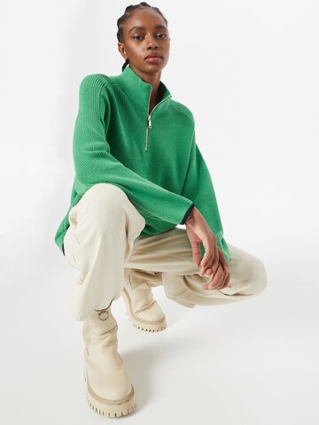 s.Oliver Sweater in Green