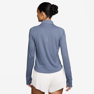 NIKE Funktionsshirt 'Swift' in Blau