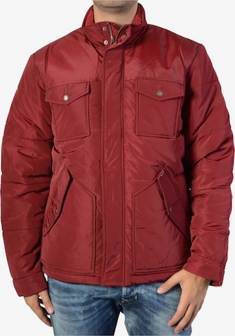 Pepe Jeans - Chaqueta de invierno 'Sutherland-Daunenjacke' en rojo: frente