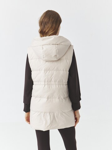 Gilet di TATUUM in beige