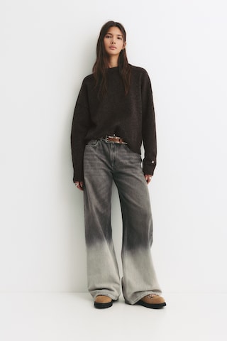 Pull&Bear Pulóver - barna: elől
