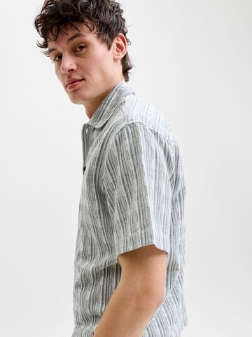 JACK & JONES Comfort fit Button Up Shirt in Green