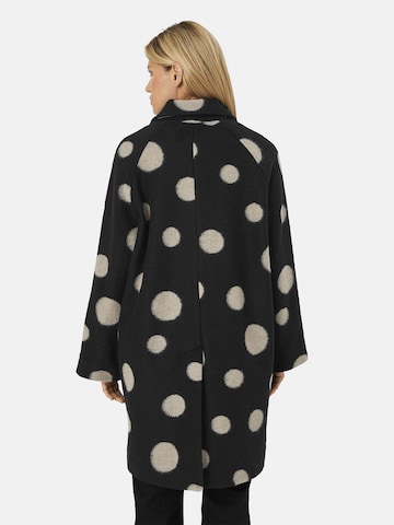 Masai Between-Seasons Coat 'MaTunila' in Black