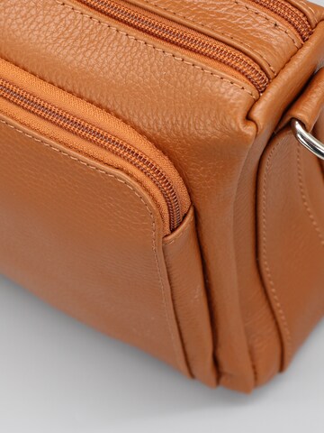 Adel Bags Skuldertaske 'Becky' i brun