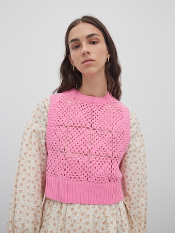 EDITED Sweater 'Lif' in Pink: front